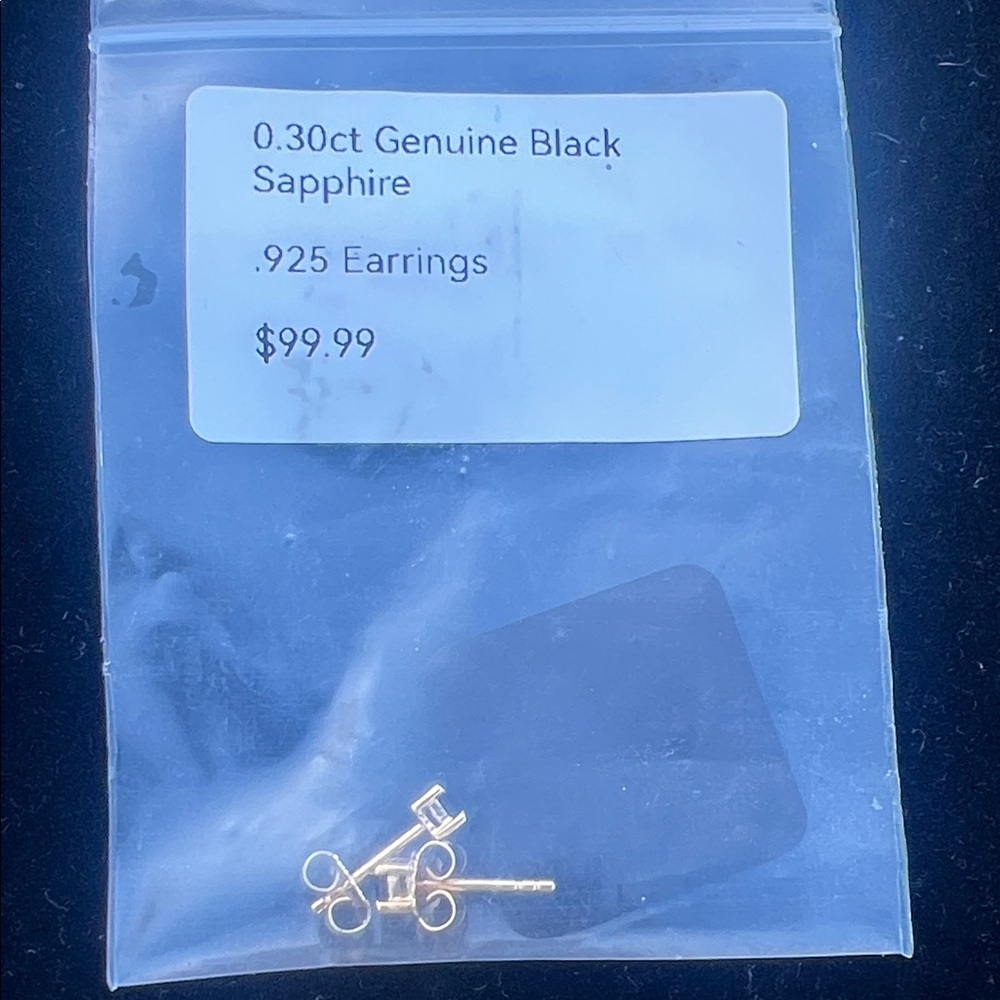 0.30ct Black Sapphire Stud Earrings